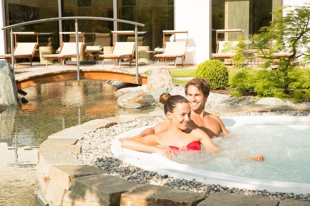 Hotel Weisses Roessl - Cavallino Bianco Lajen Zewnętrze zdjęcie